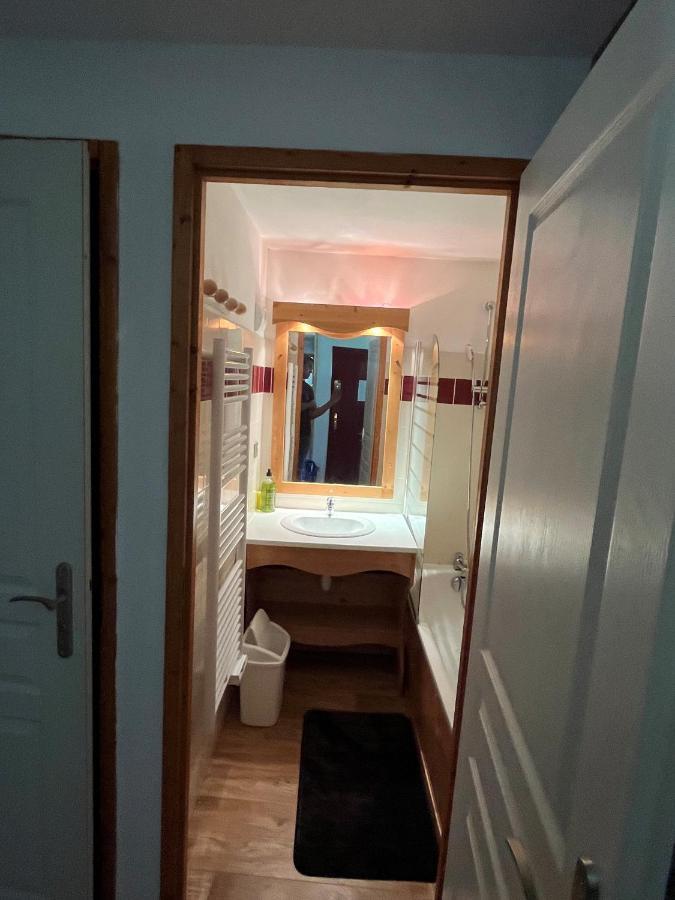 8 Personnes Au Pied Des Pistes